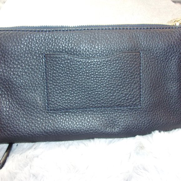 E-48 COACH PEBBLED LEATHER QUINN CROSSBODY IN NAVY - Picture 12 of 13